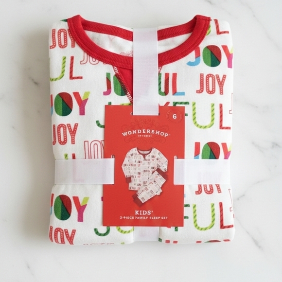 Wondershop Other - Wondershop Kids Joyful Pajama Set - Red and Green